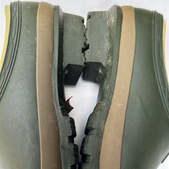 Hunter Olive Green Neoprene Gardener Clogs - Picture 5 of 13